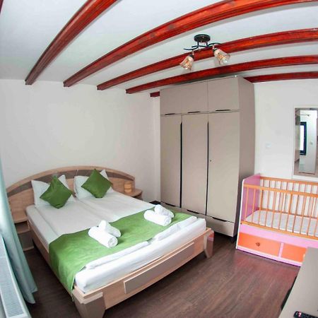 La Coti Villa Tarlungeni Ngoại thất bức ảnh