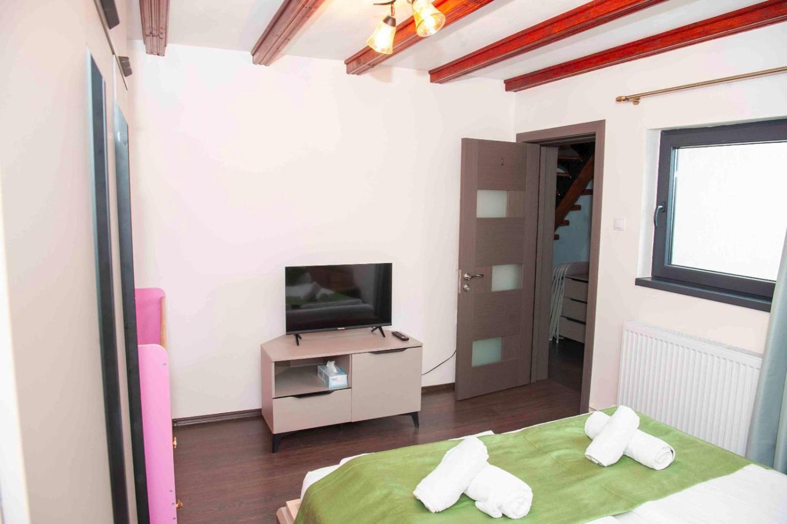 La Coti Villa Tarlungeni Ngoại thất bức ảnh